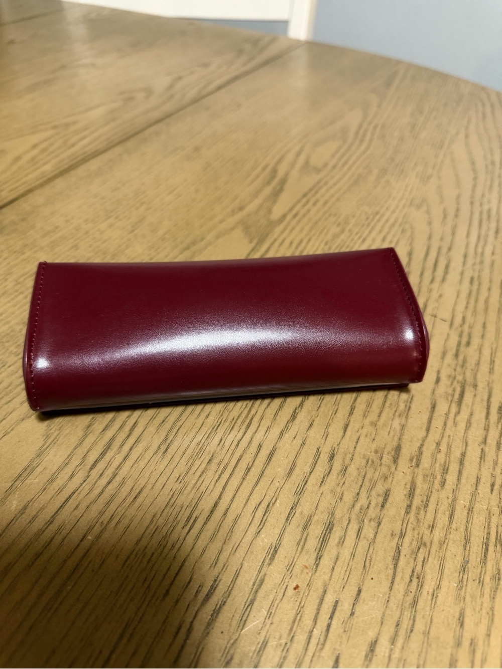 Gucci Burgundy Leather Glasses Case with Cream Cleaning Cloth - Picture 7 of 8